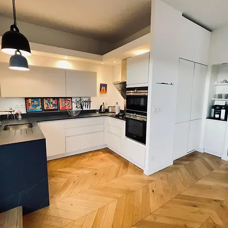 Apartment 120m With Large Terrace In Blagnac!